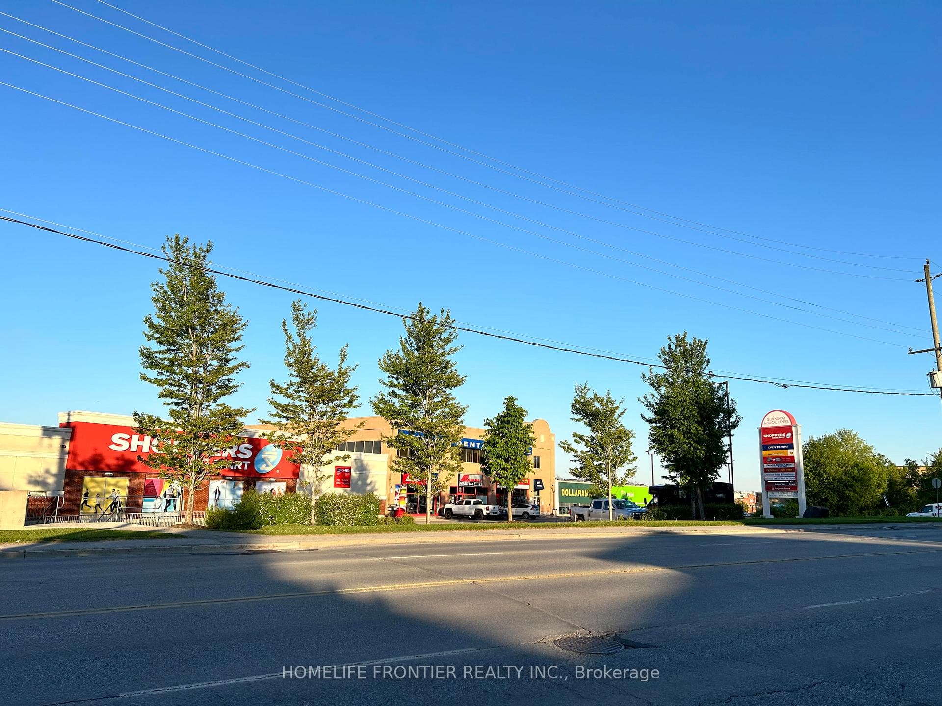 412 The Queensway N/A Unit Main photo 11