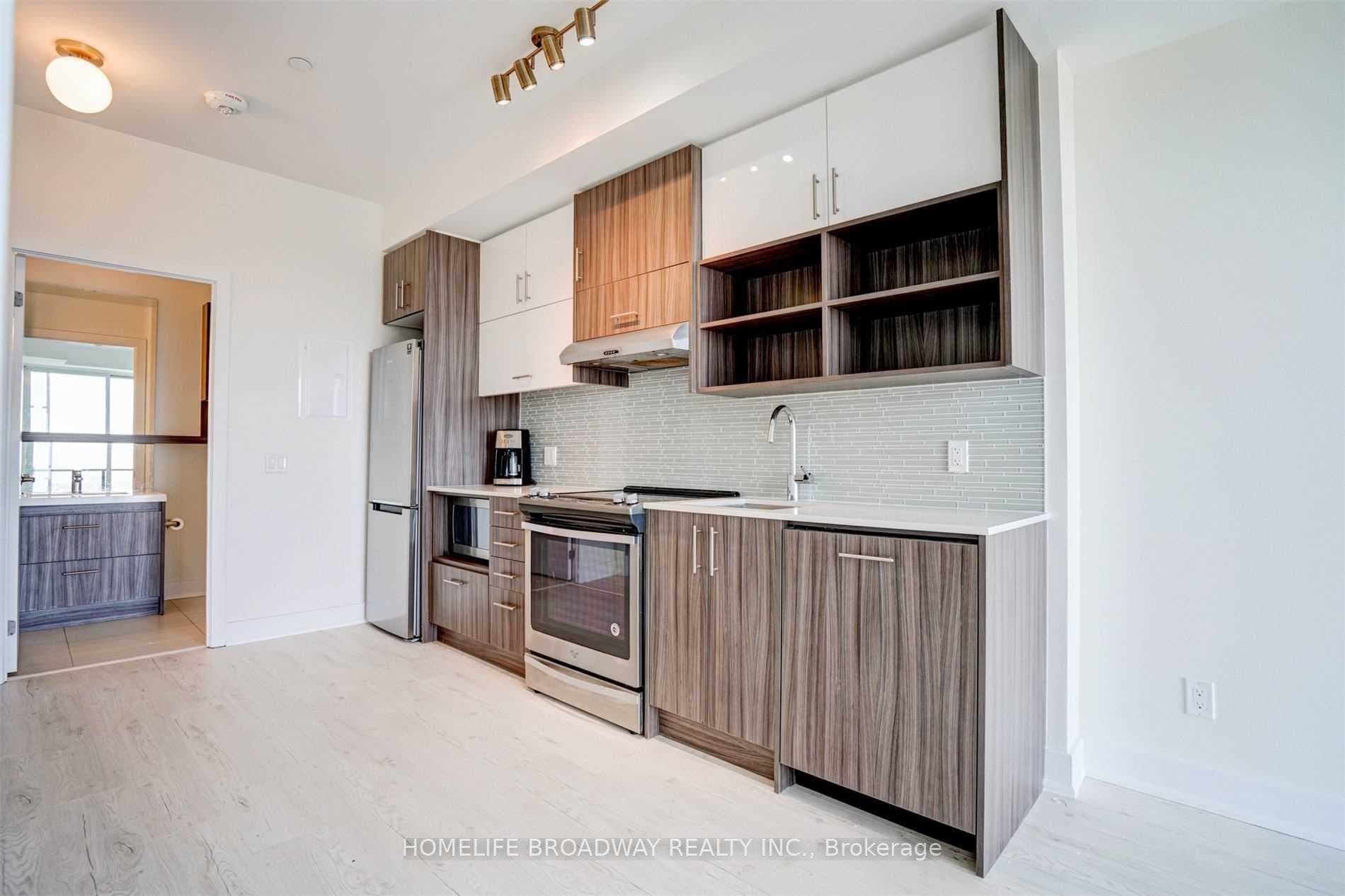 128 Fairview Mall Drive Unit 1607 photo 6
