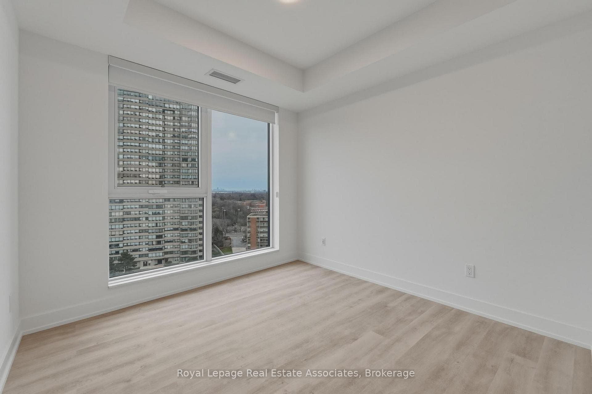 25 Cordova Avenue Unit 1013 photo 17