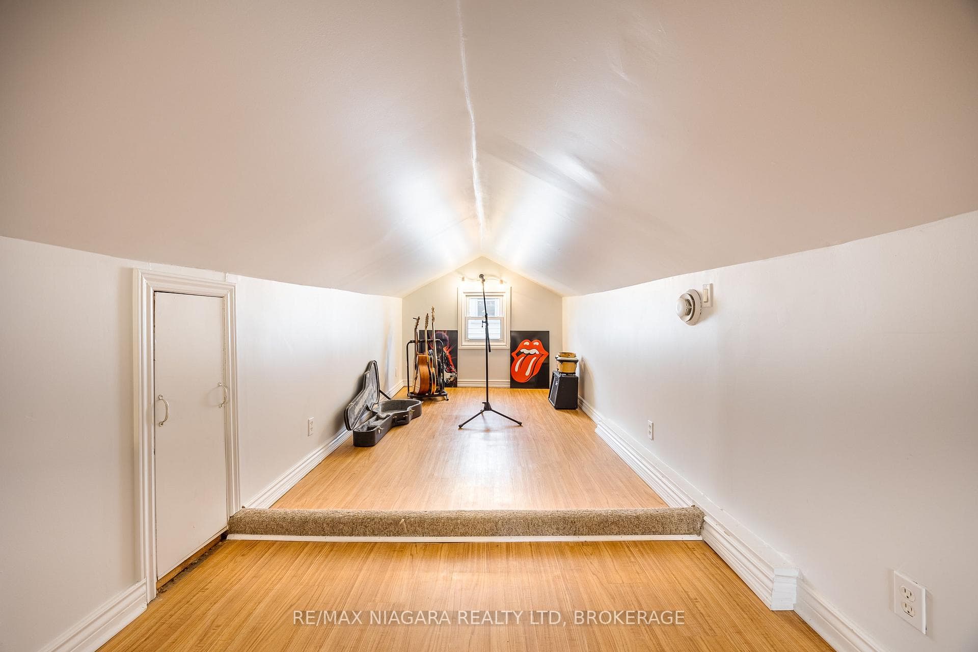 6127 Skinner Street photo 15