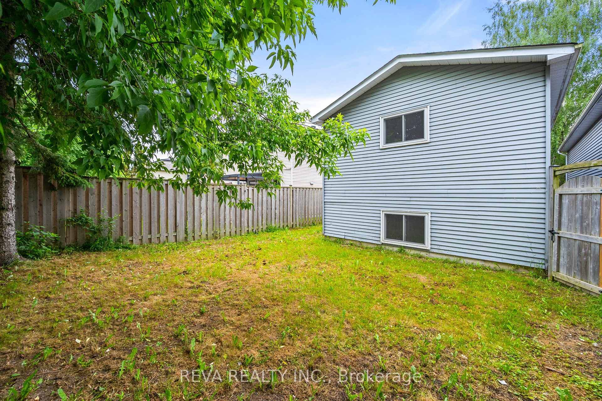 1421 Ritson Road photo 26