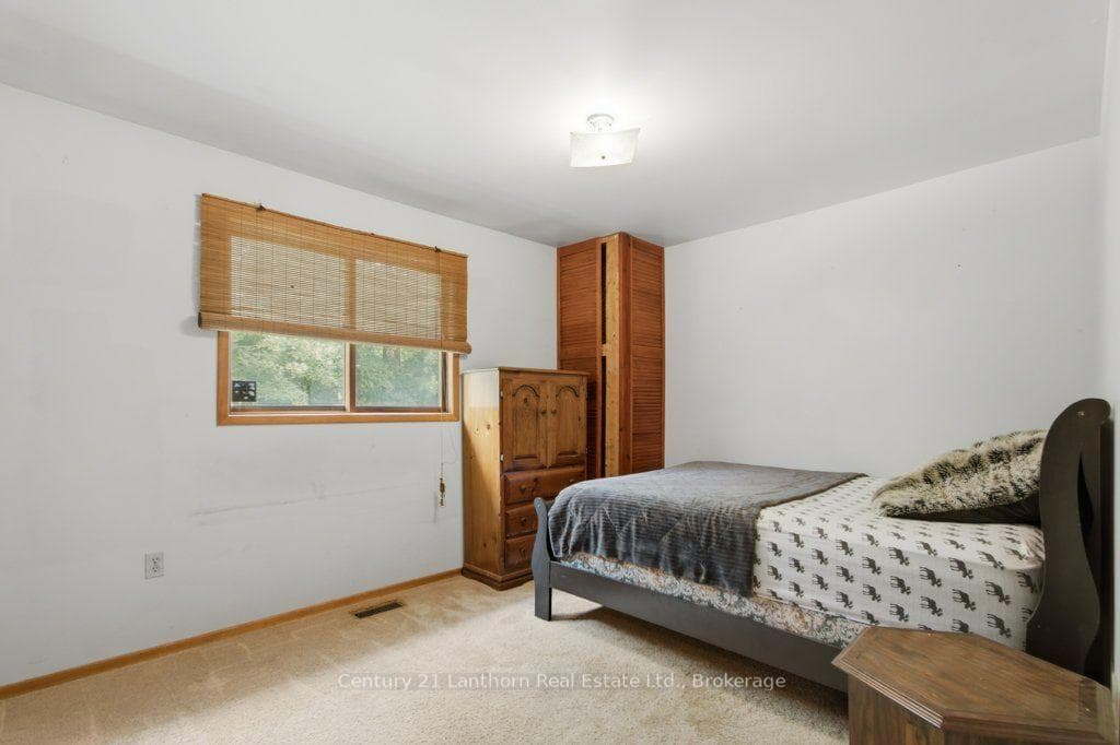 790 Clearview Road photo 25