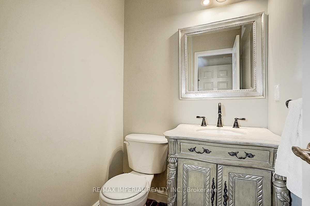 1407 GREENRIDGE Circle photo 23