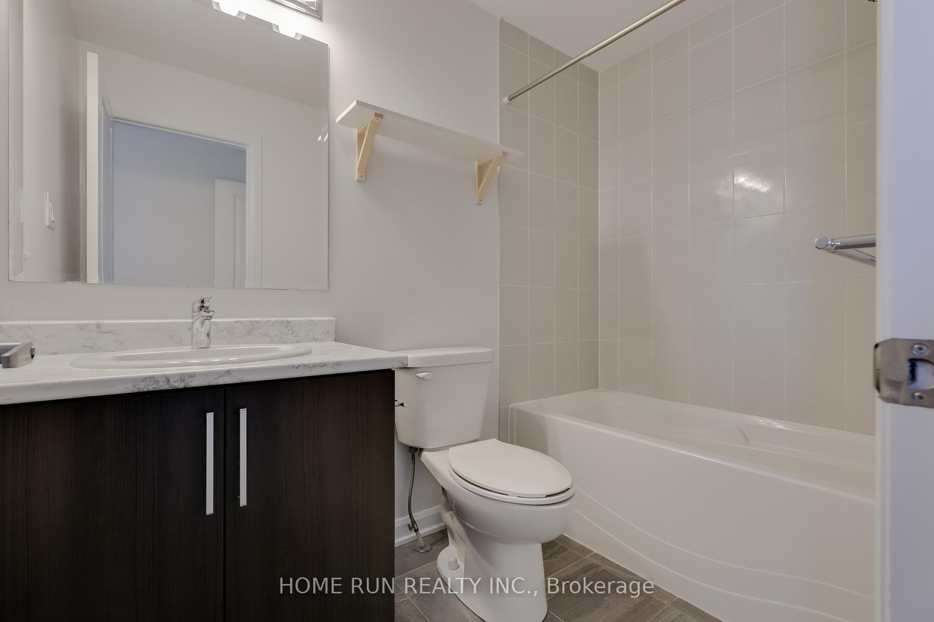 1123 Speedvale Crescent photo 24