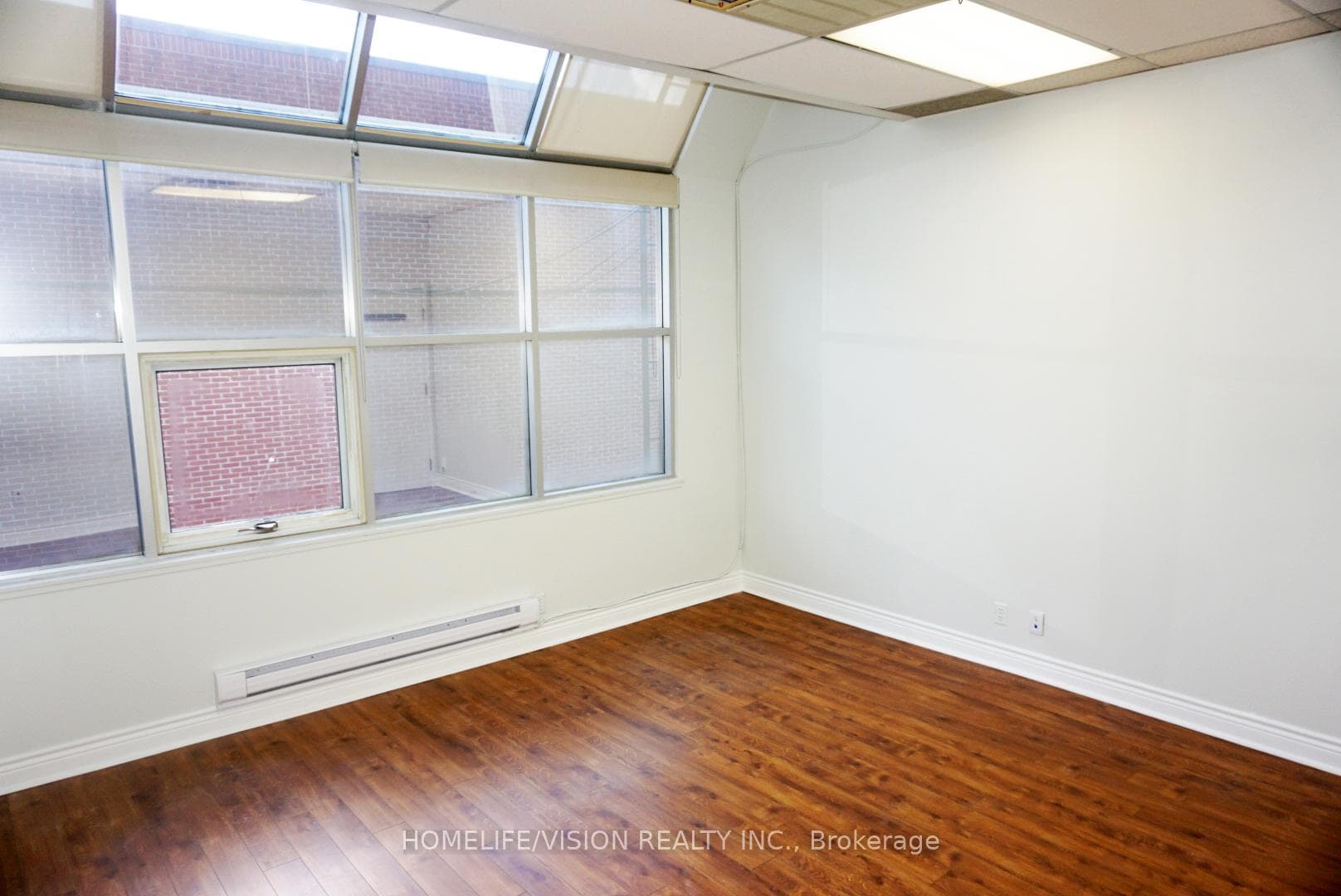 457 Danforth Avenue photo 2