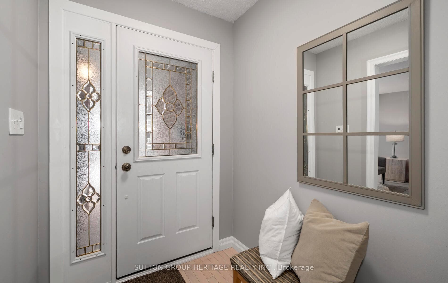 5 Swanston Crescent photo 3