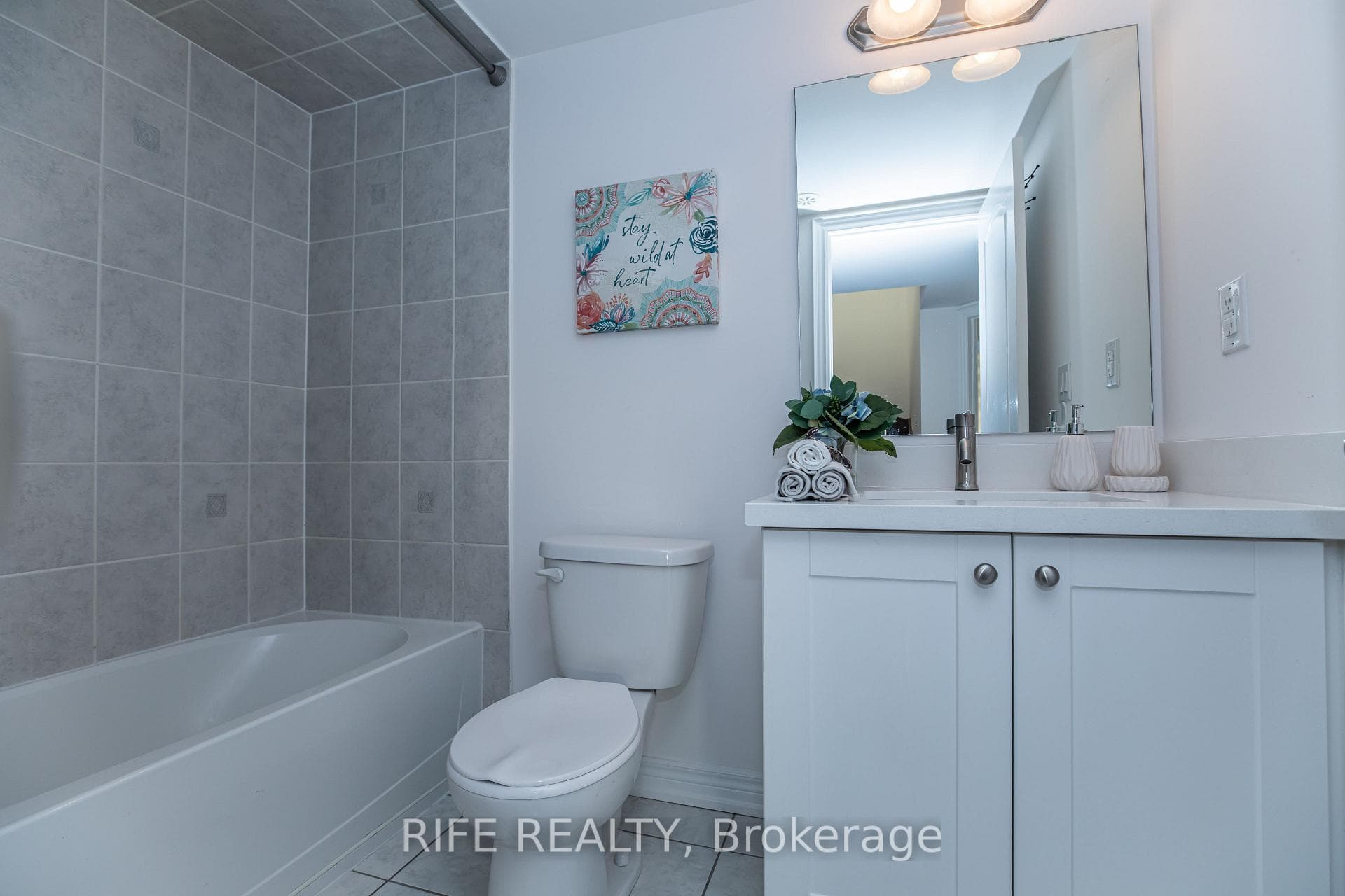 50 Dunsheath Way Unit 604 photo 14