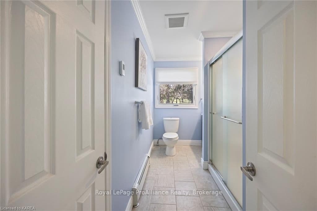 717 CENTRE Street photo 17