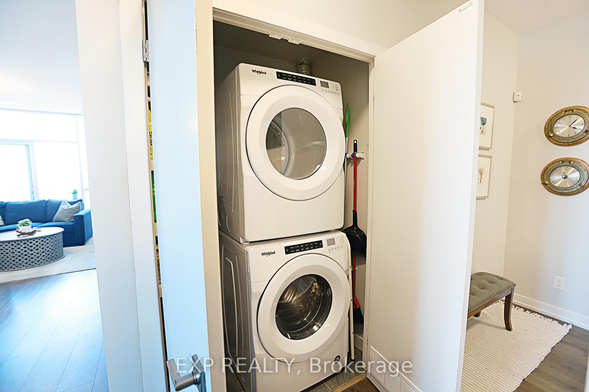 2093 Fairview Street Unit 904 photo 20