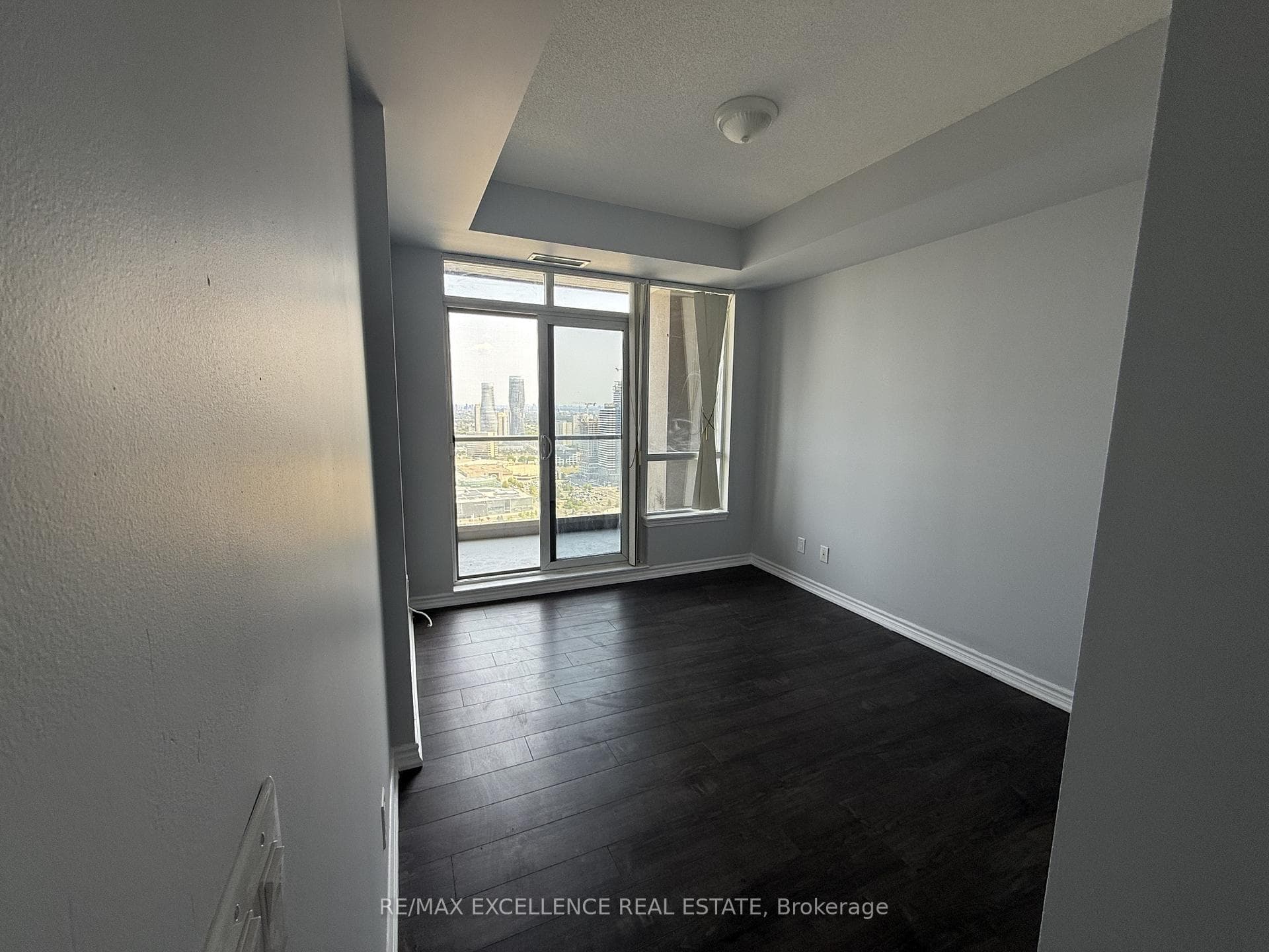388 Prince Of Wales Drive Unit 3306 photo 10
