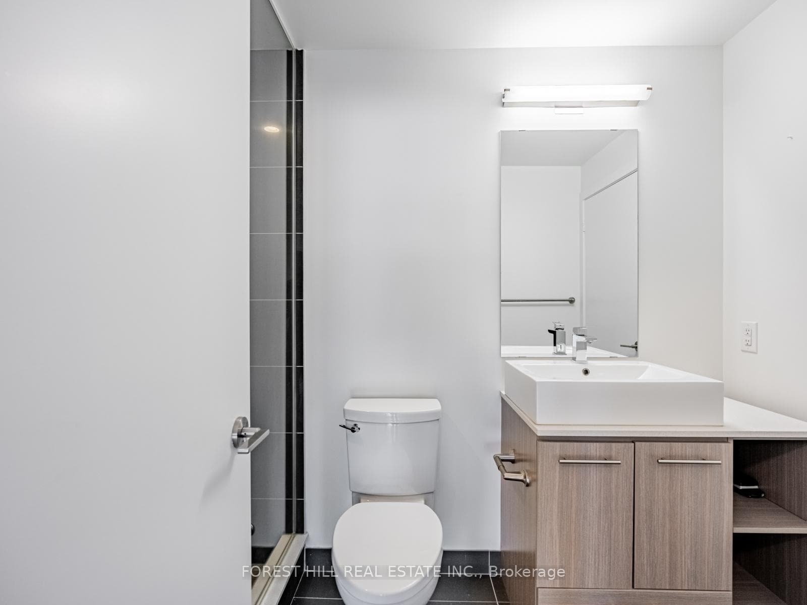 170 Chiltern Hill Road Unit 205 photo 23