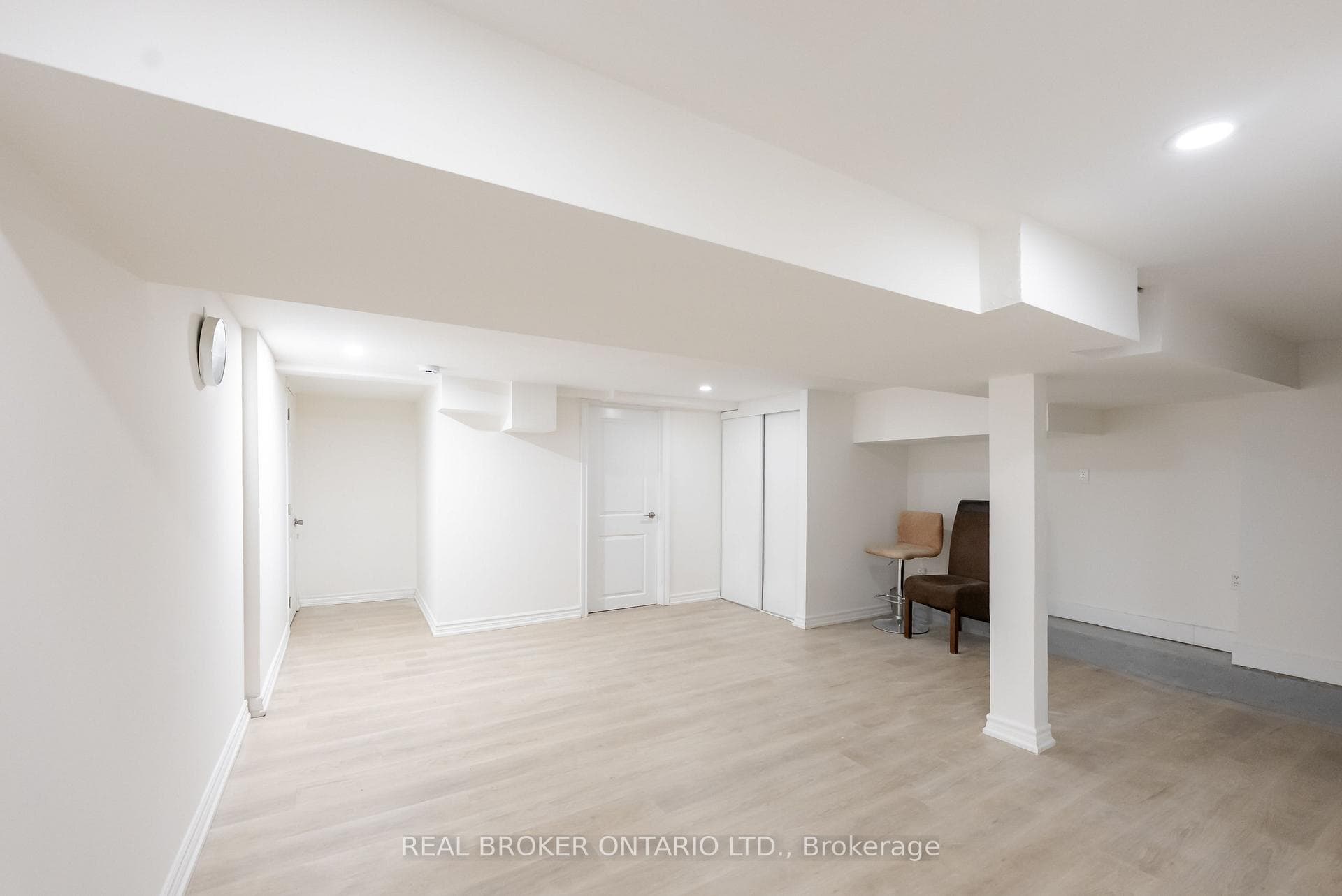 256 The Kingsway N/A Unit BSMT photo 8