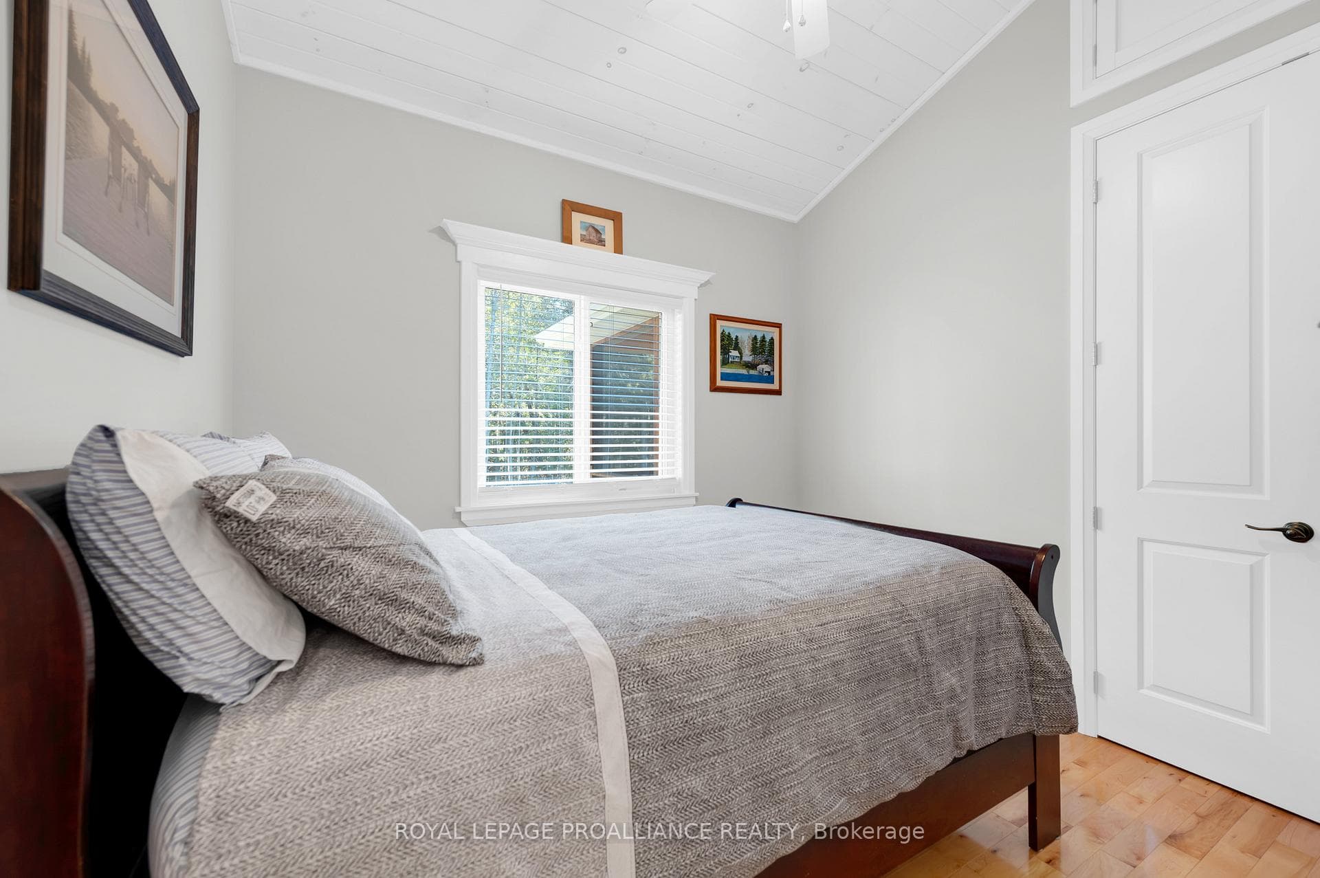 32 Sherry Road photo 18