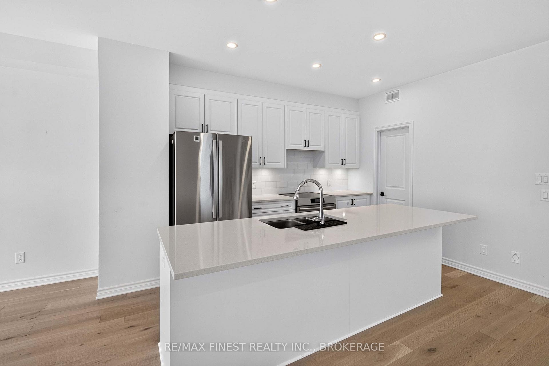 1283 Delancey Drive photo 14