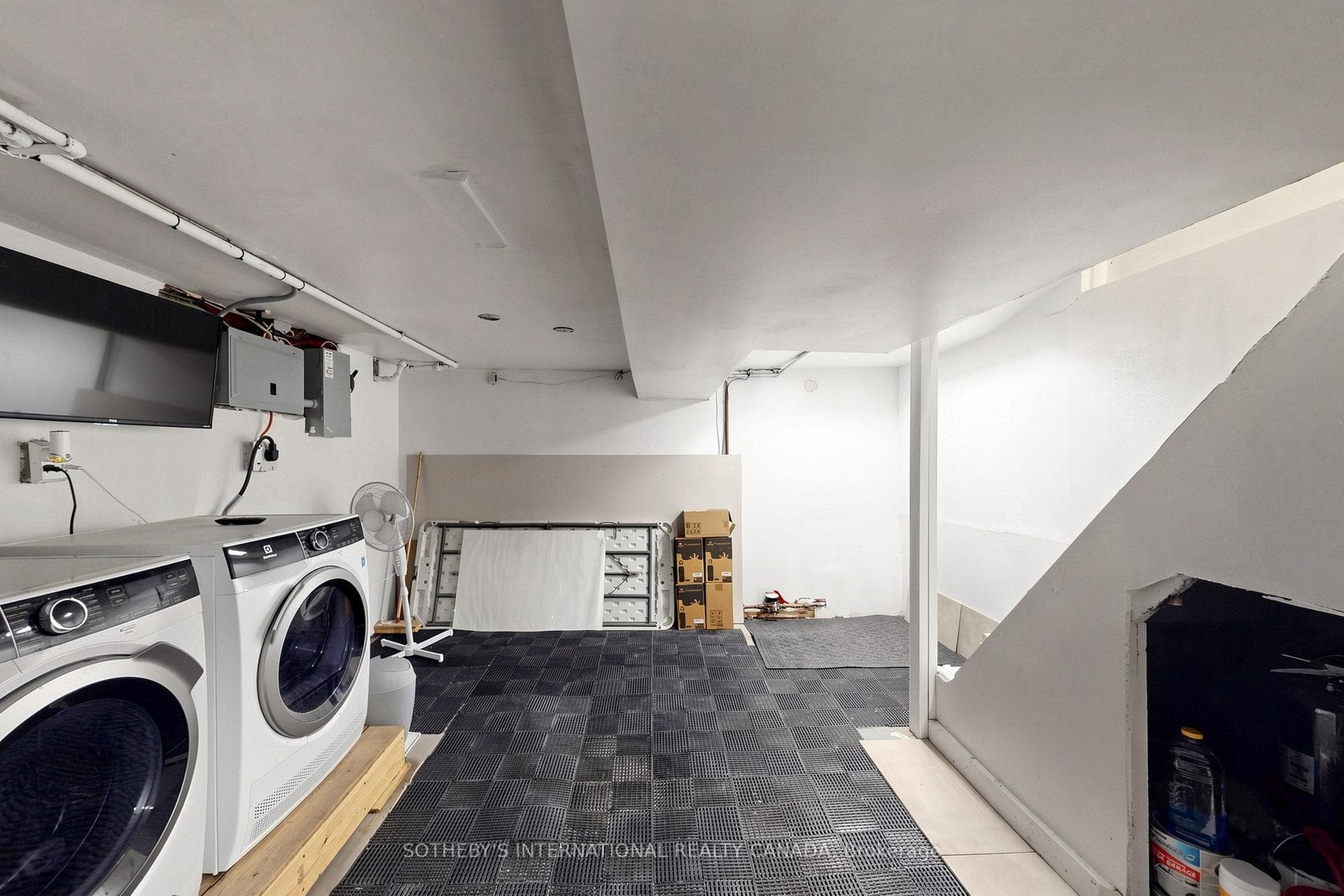 24 Patrick Street photo 26