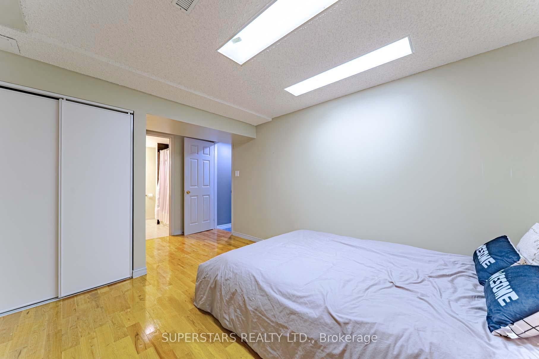 103 New Forest Square photo 38