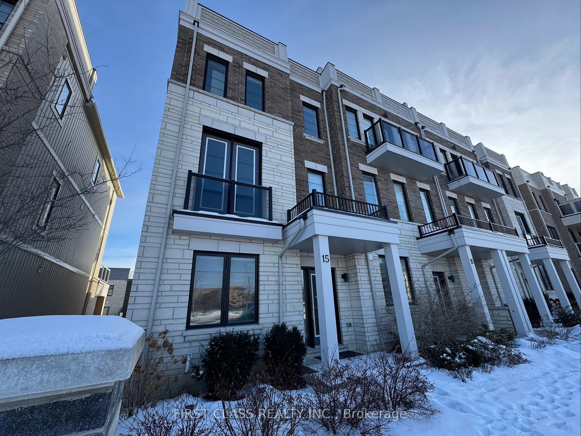 15 Prince William Boulevard photo 1