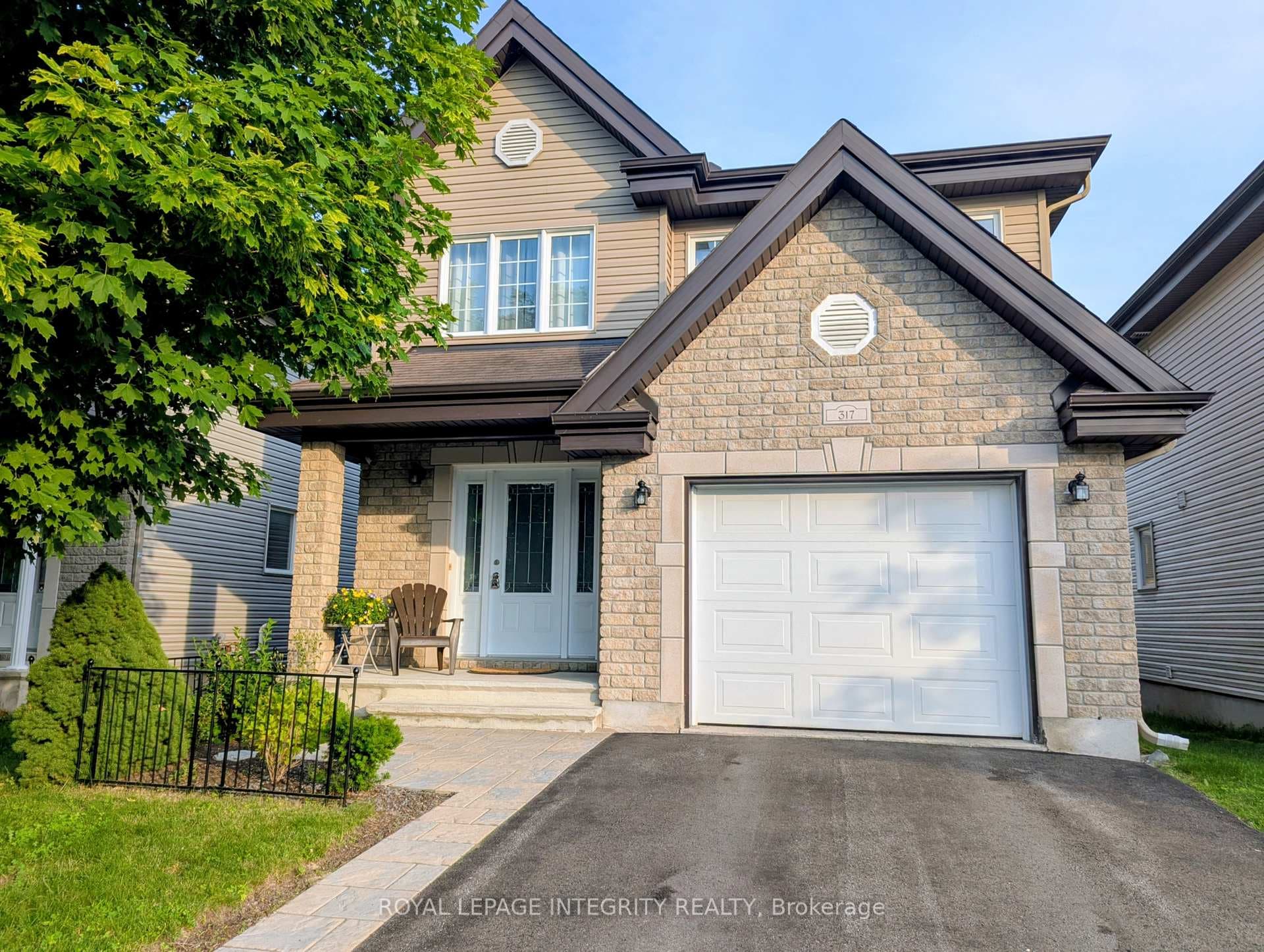 317 Mercury Street photo 1