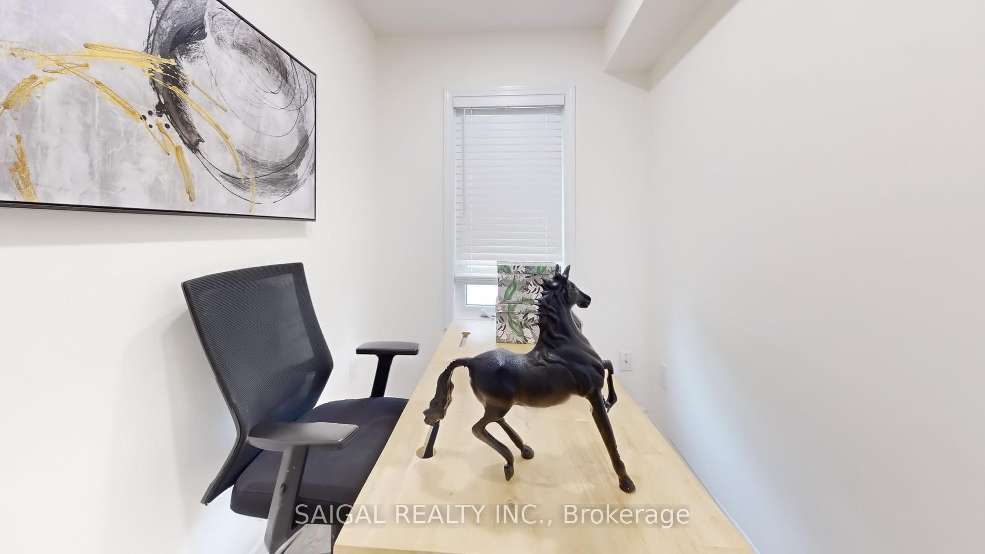 1610 Gainer Crescent photo 20