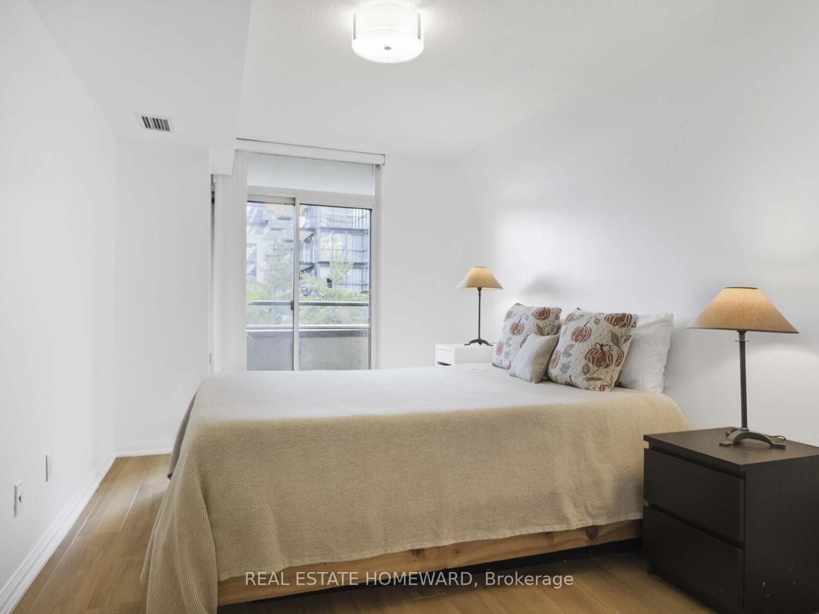 5 Rosehill Avenue Unit 720 photo 16