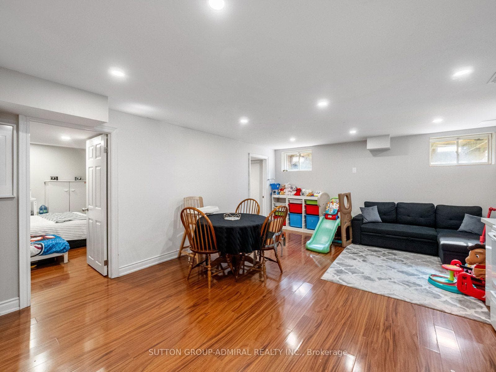16 Craigvale Street photo 38