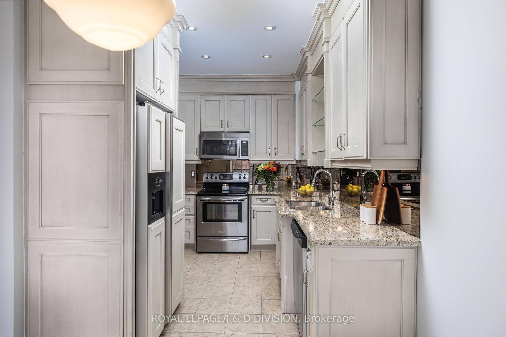 20 Burkebrook Place Unit 311 photo 9