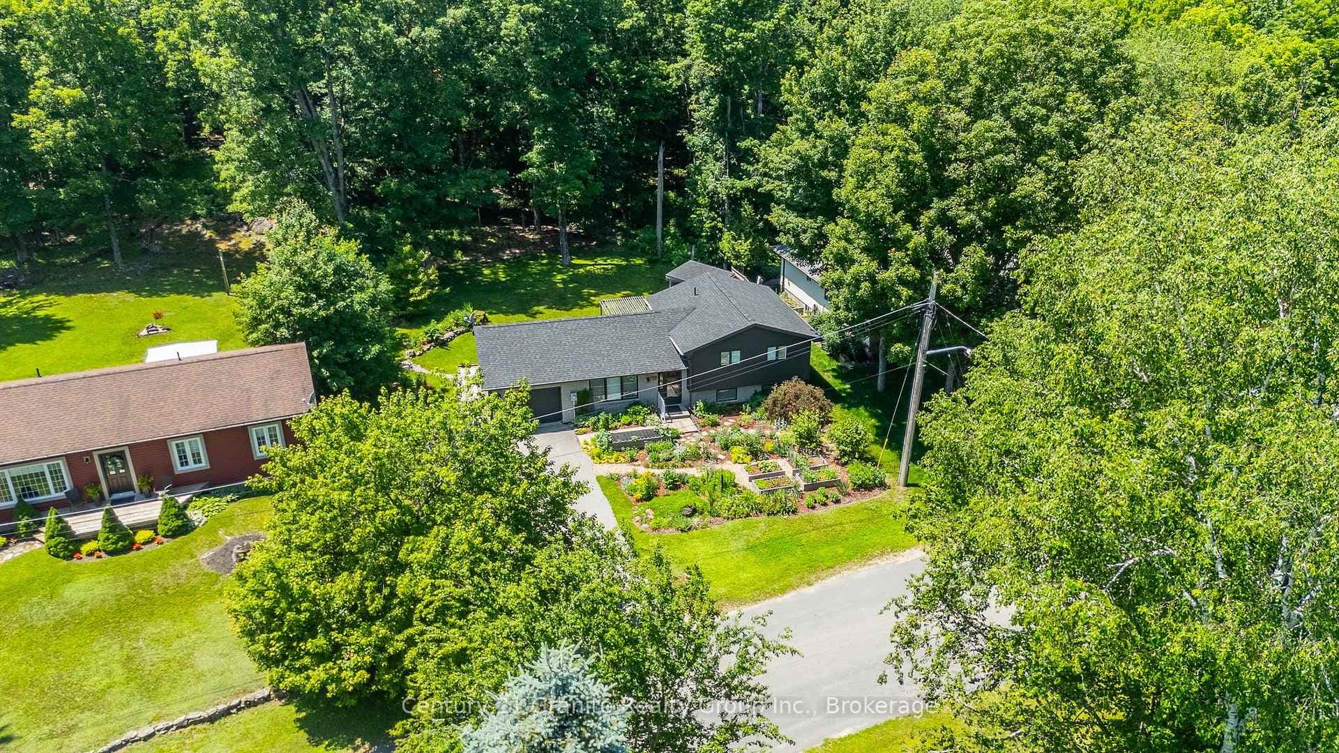 22 Highland Gate Boulevard photo 14