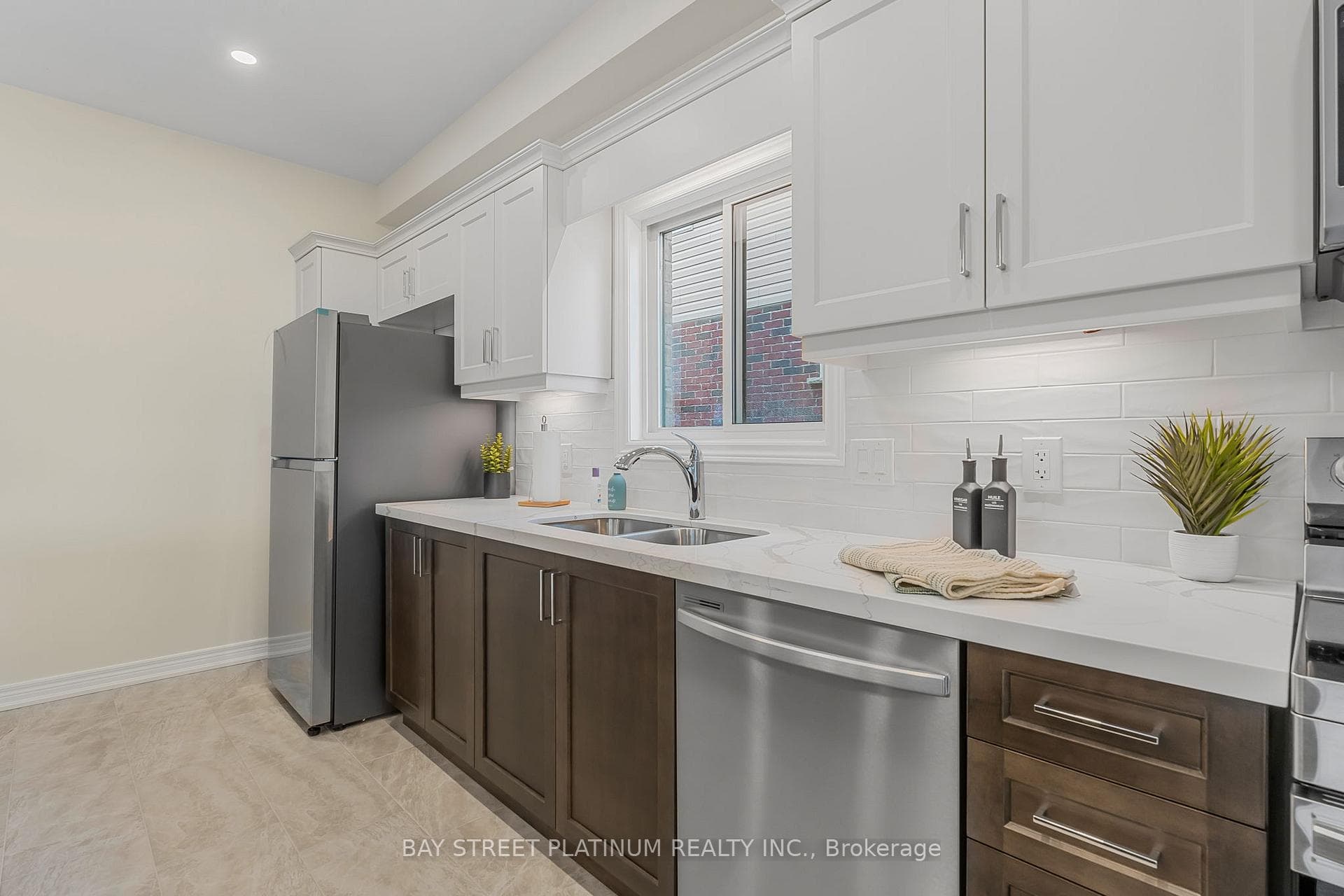 15 Alicia Cres Crescent photo 2