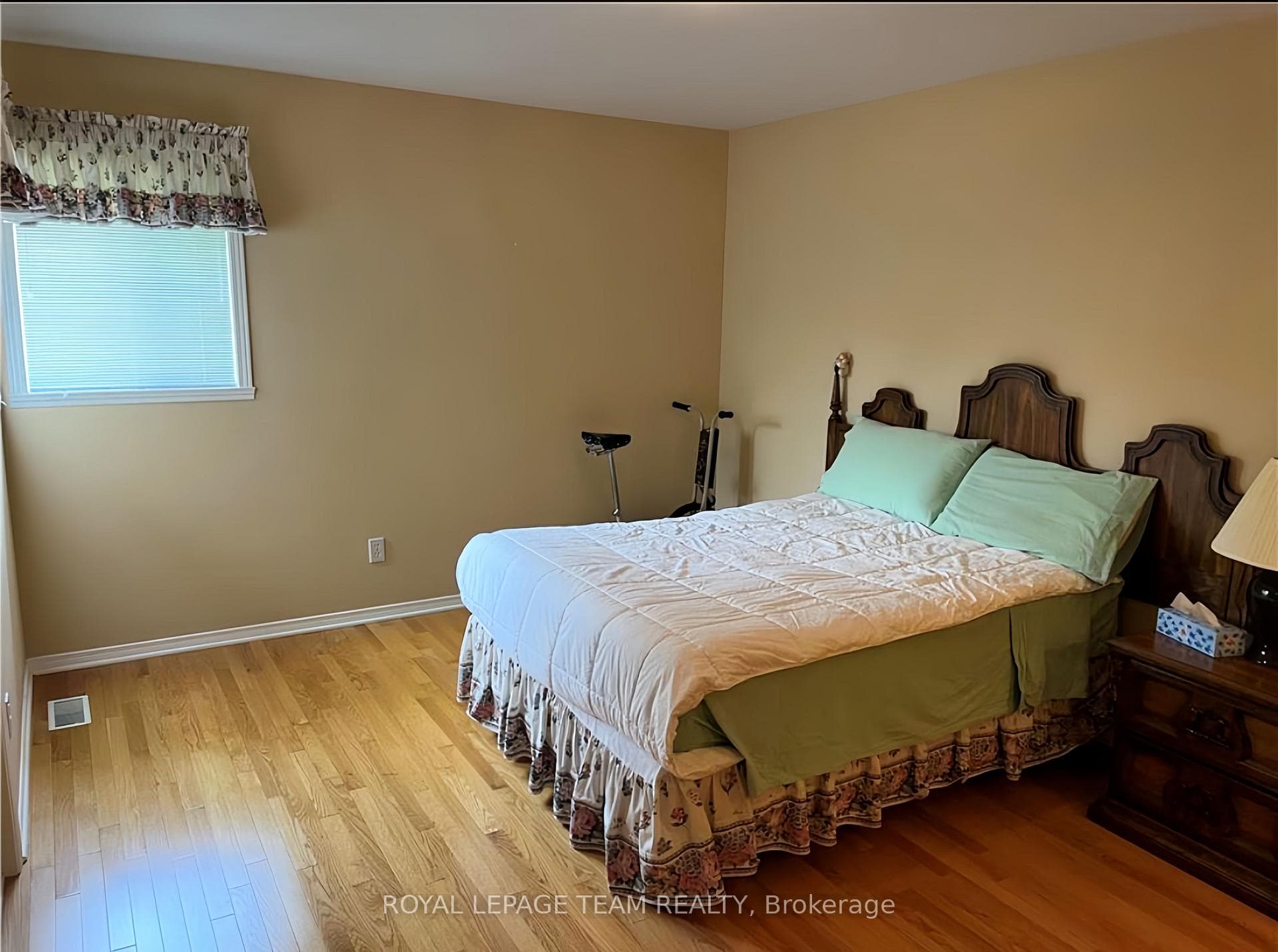 2144 Concorde Avenue photo 10