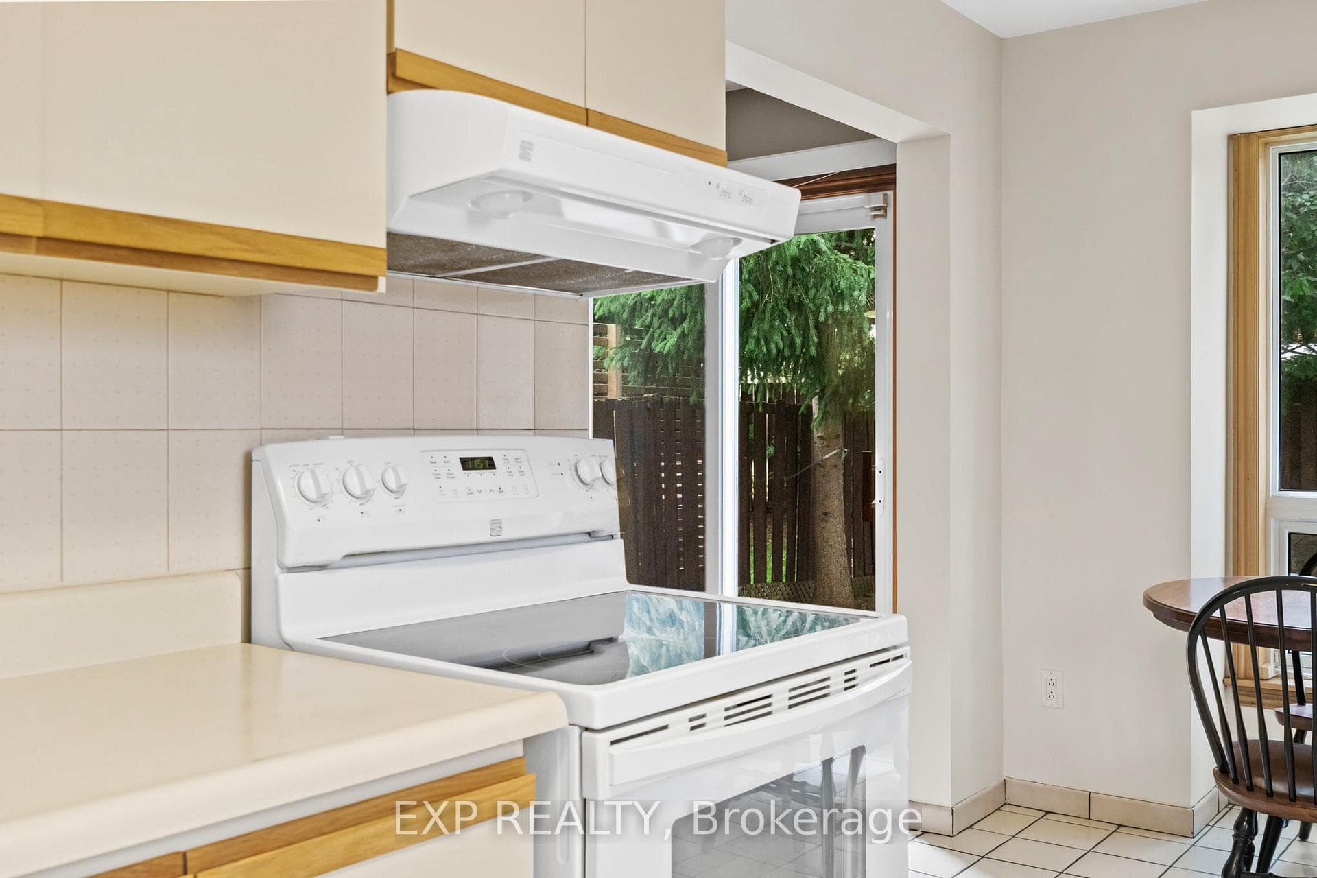 25 Lilac Avenue photo 39