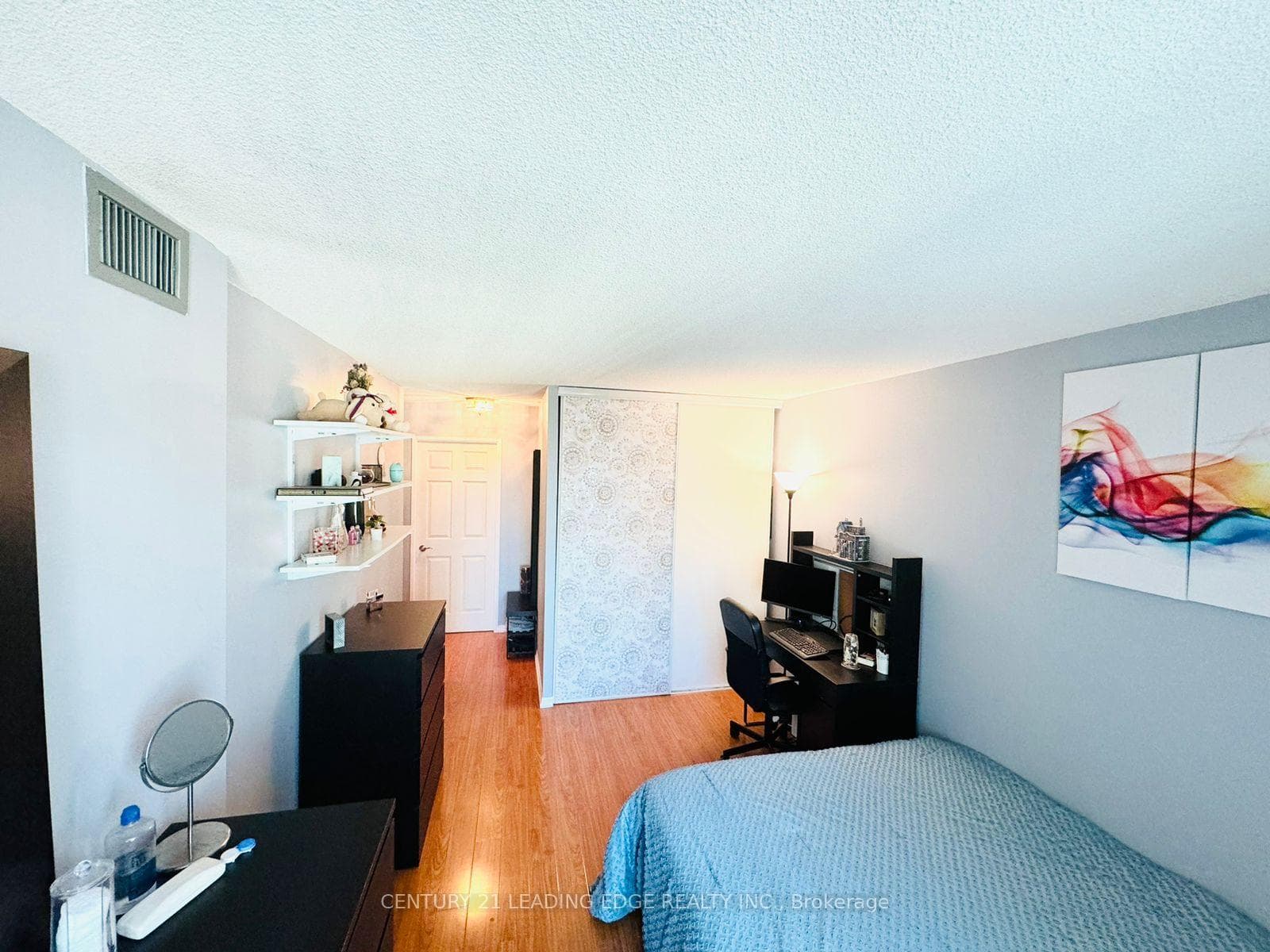 18 Lee Centre Drive Unit 703 photo 14