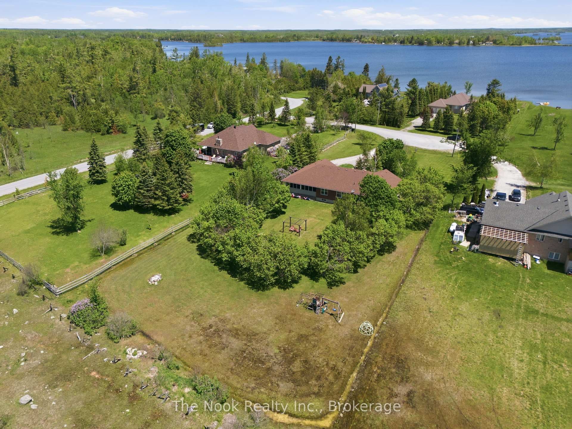 4 McGillivray Lane photo 46