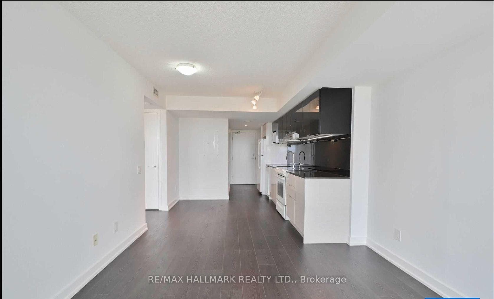72 Esther Shiner Boulevard Unit 1210 photo 8