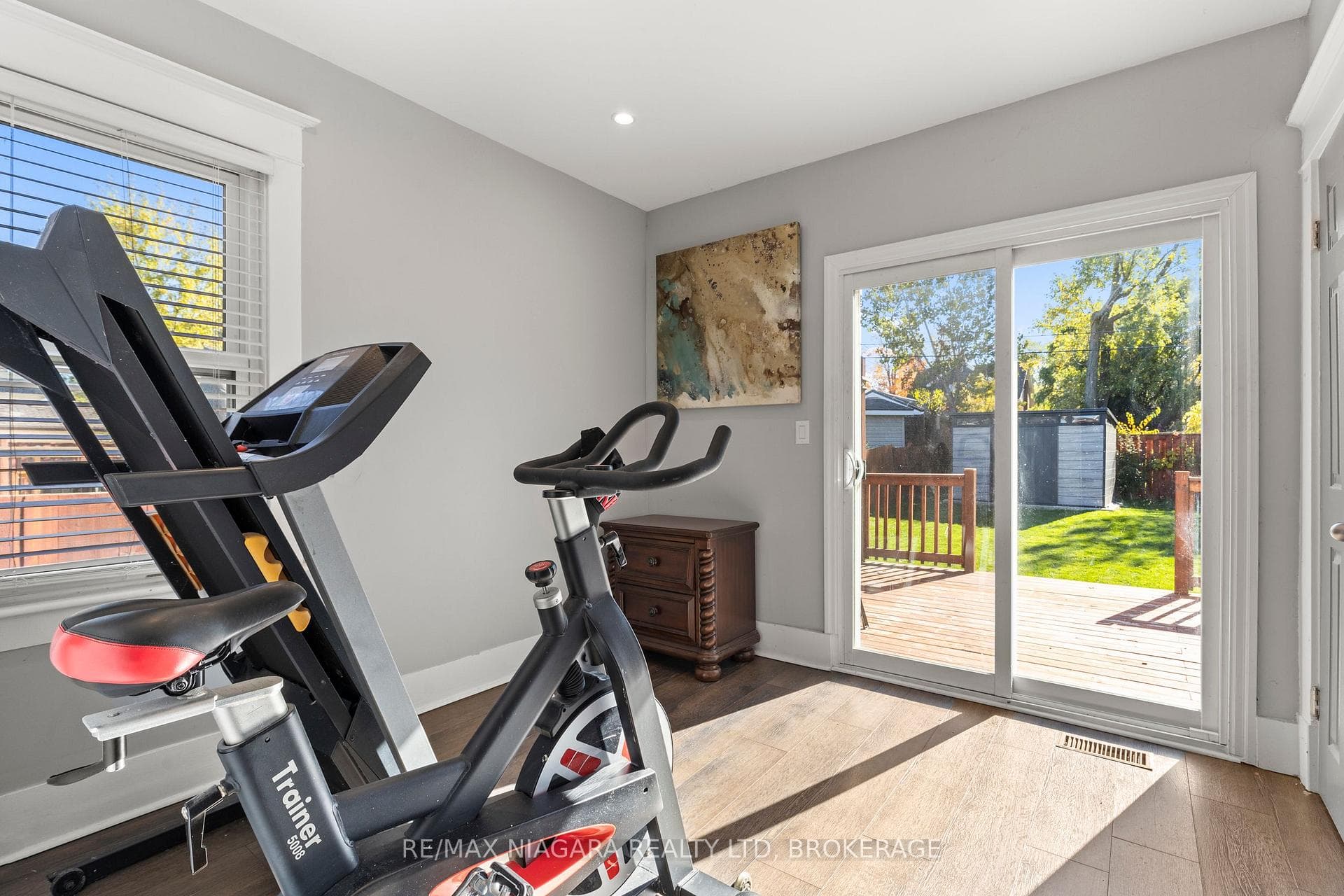 239 Bowen Road photo 16