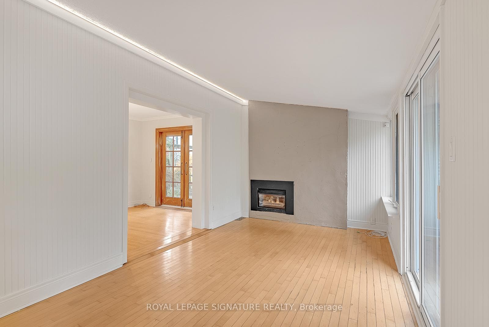 75 Lord Seaton Road photo 15