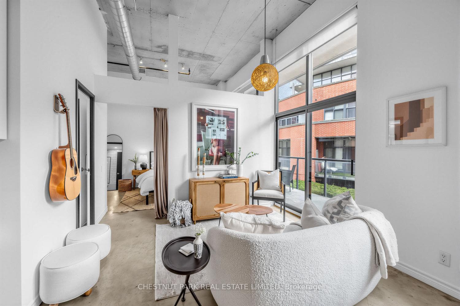 363 Sorauren Avenue Unit 301 photo 14