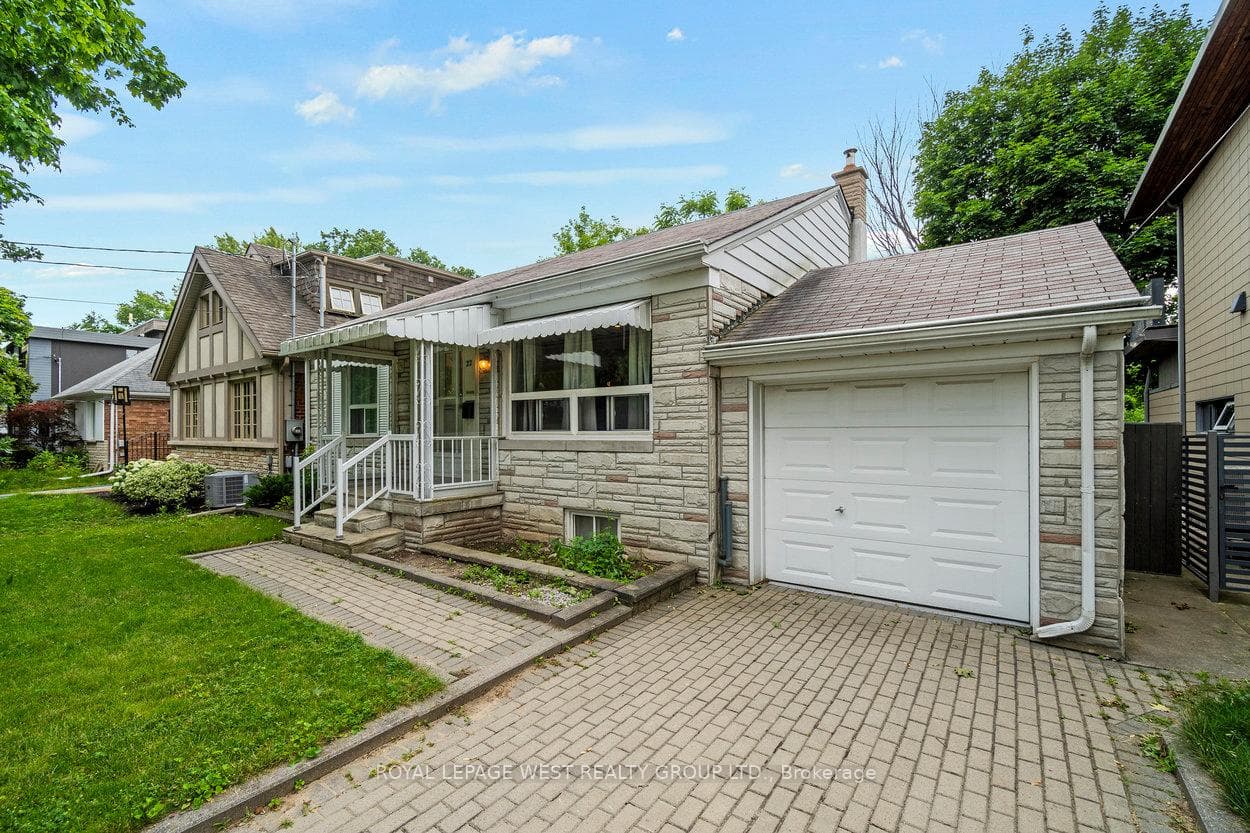 22 Beaucourt Road photo 2