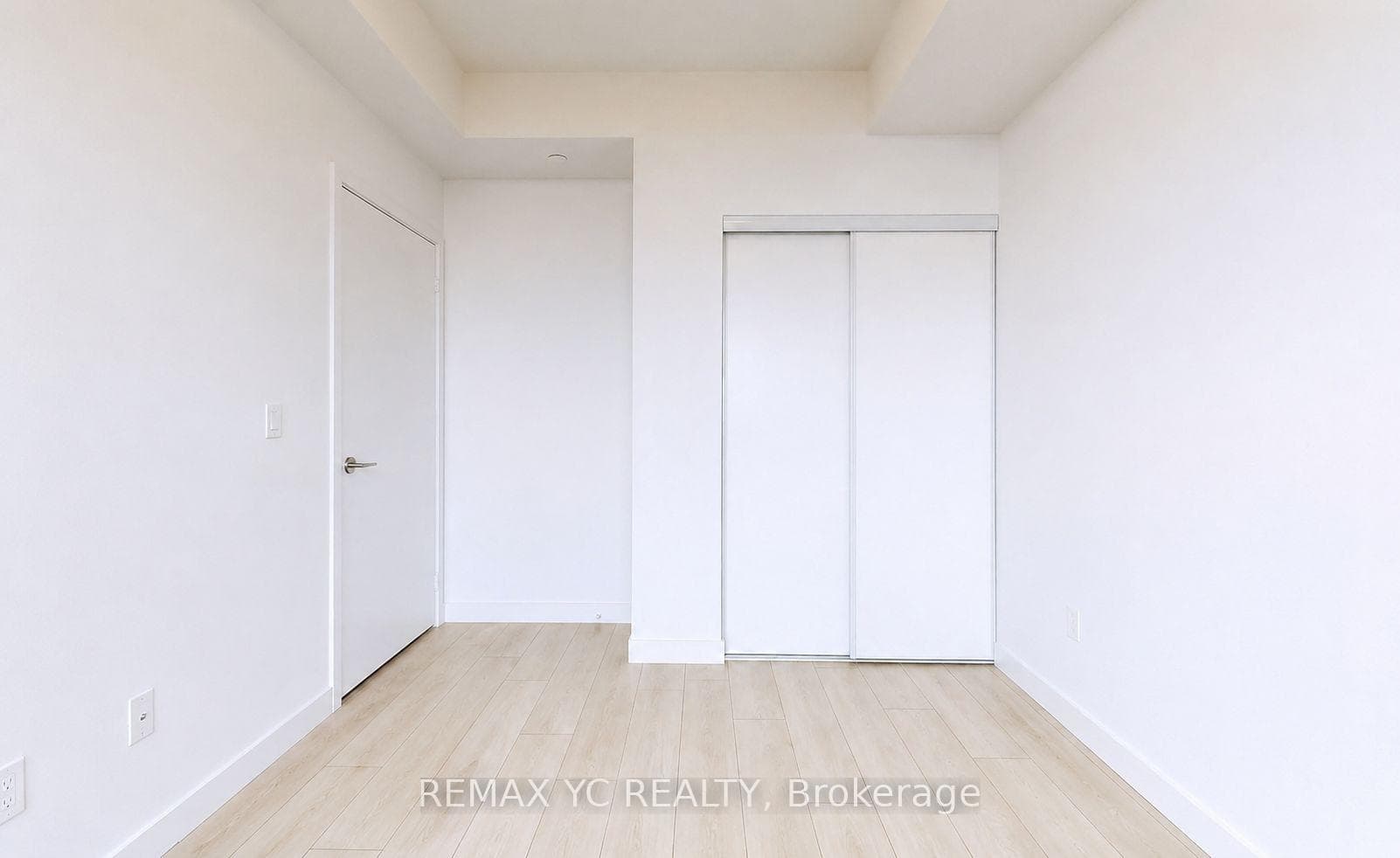 8 Eglinton Avenue Unit 5309 photo 7