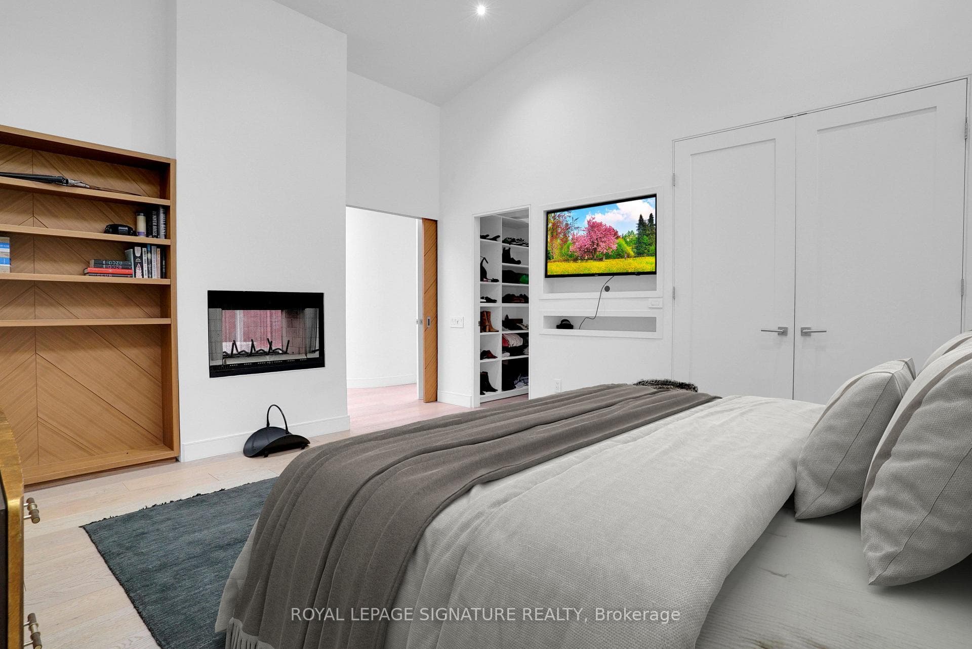 676 Richmond Street Unit 209 photo 18