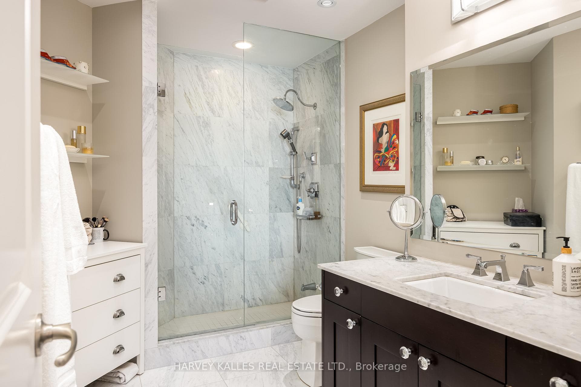 1717 Avenue Road Unit 205 photo 17