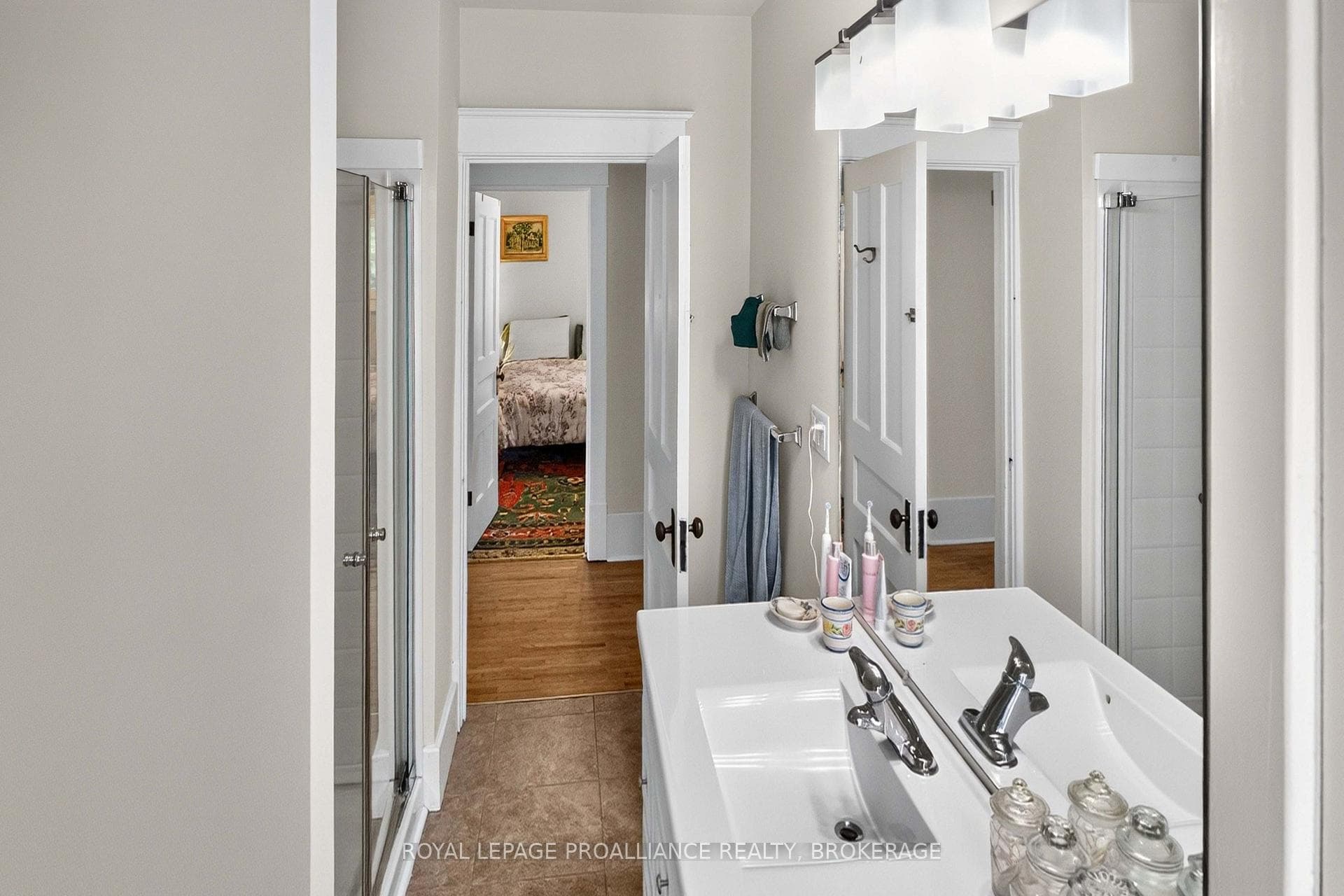 166 Alma Avenue photo 33