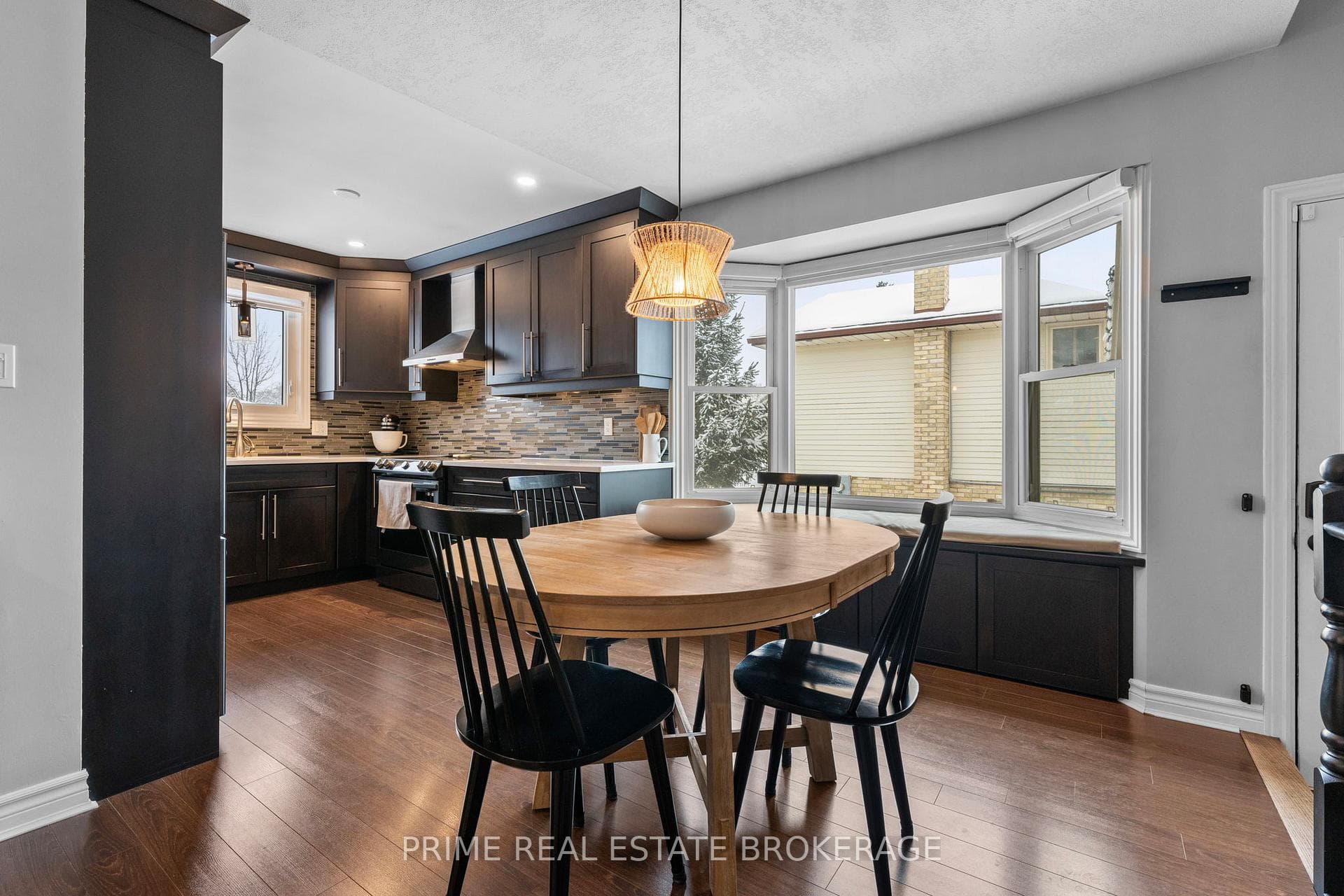 176 Southfield Drive photo 4