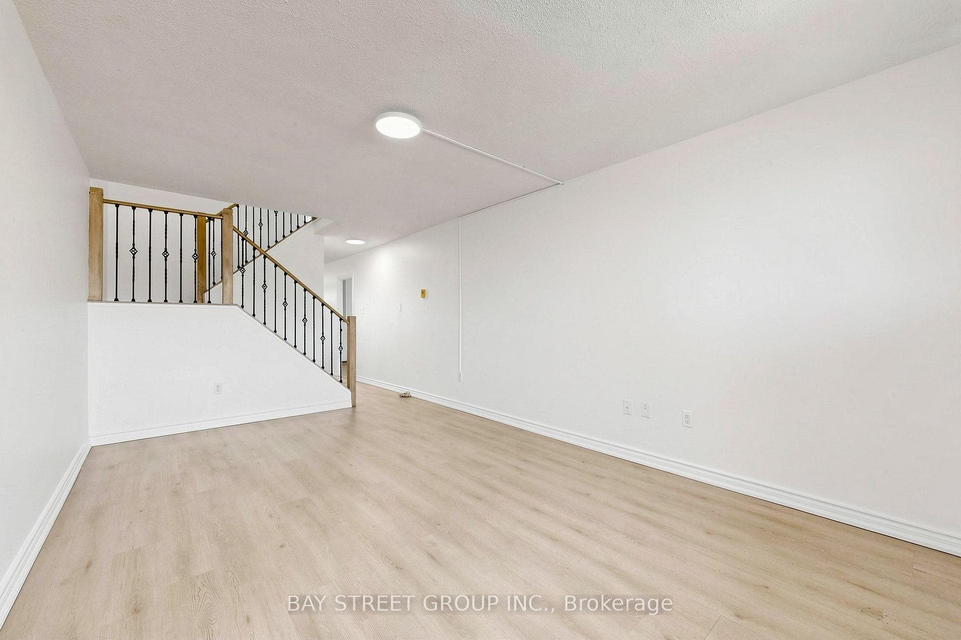 55 Sunny Glenway Unit 302 photo 13