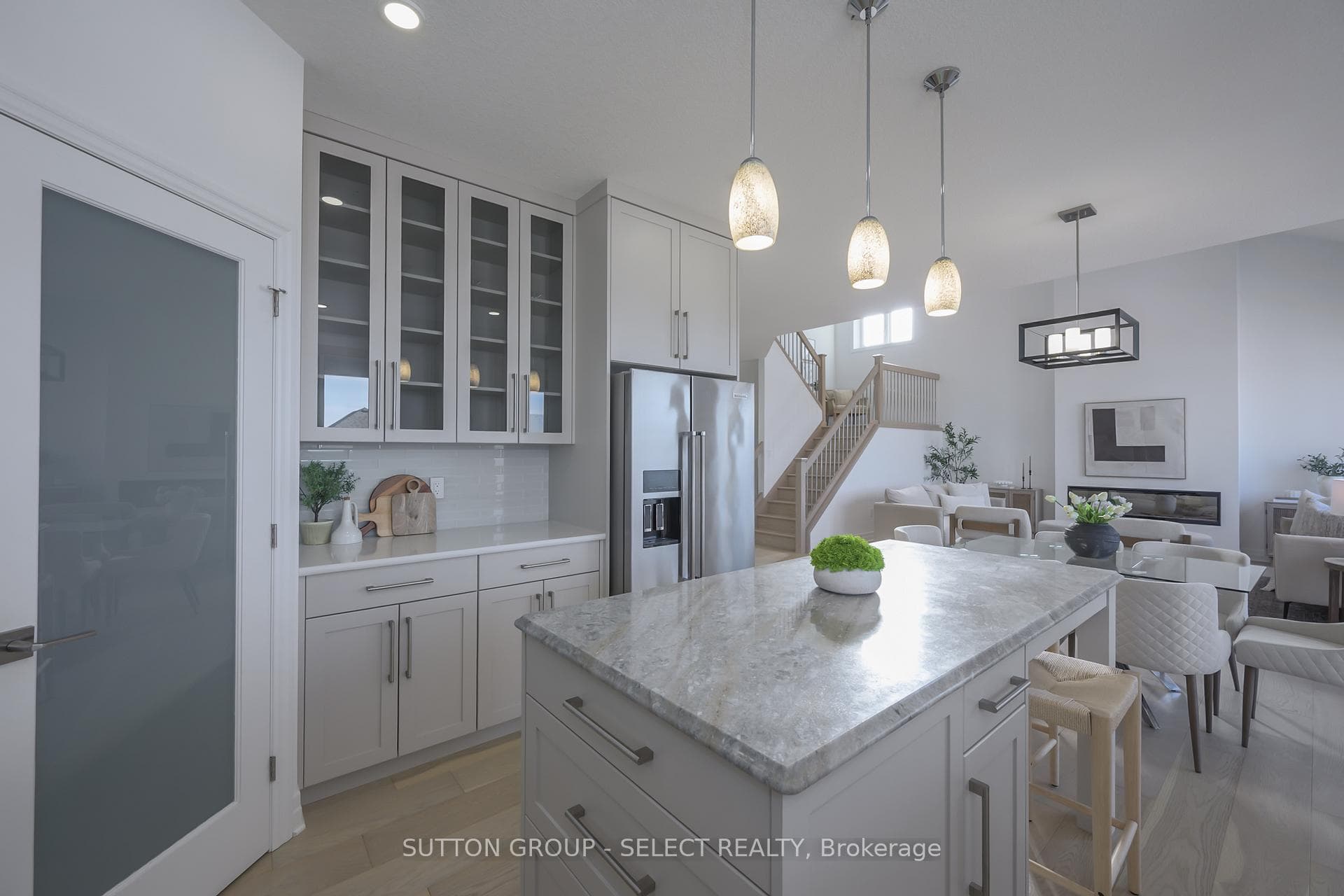 1916 Trailsway Drive photo 17
