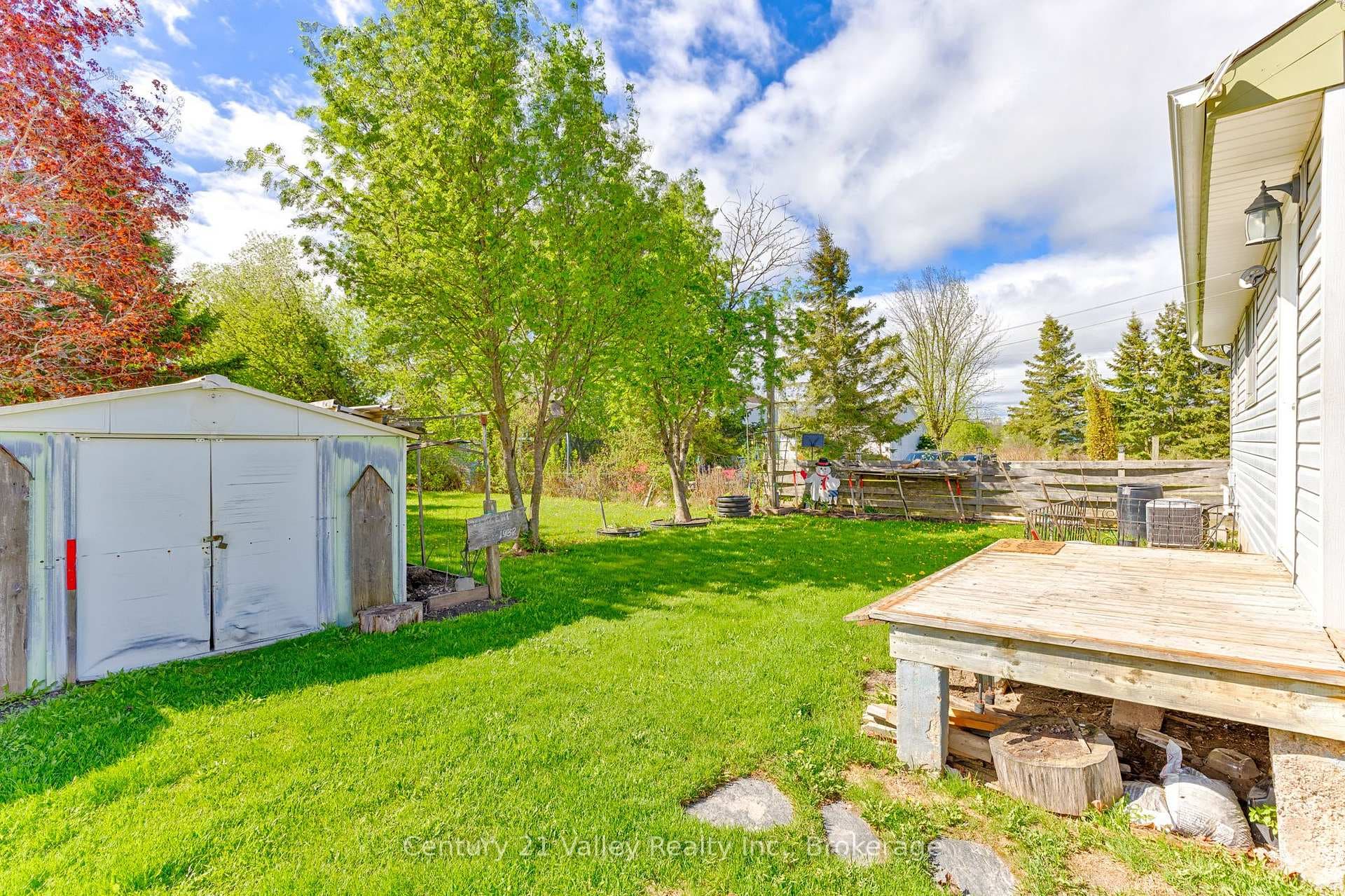 397 Mary Avenue photo 10