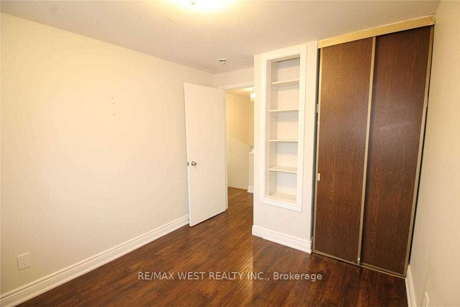 11 Tindale Road Unit Upper photo 7
