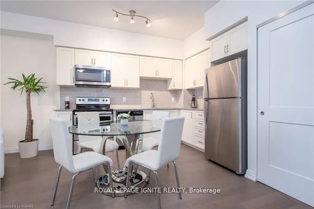 155 Caroline Street Unit 1207 photo 18