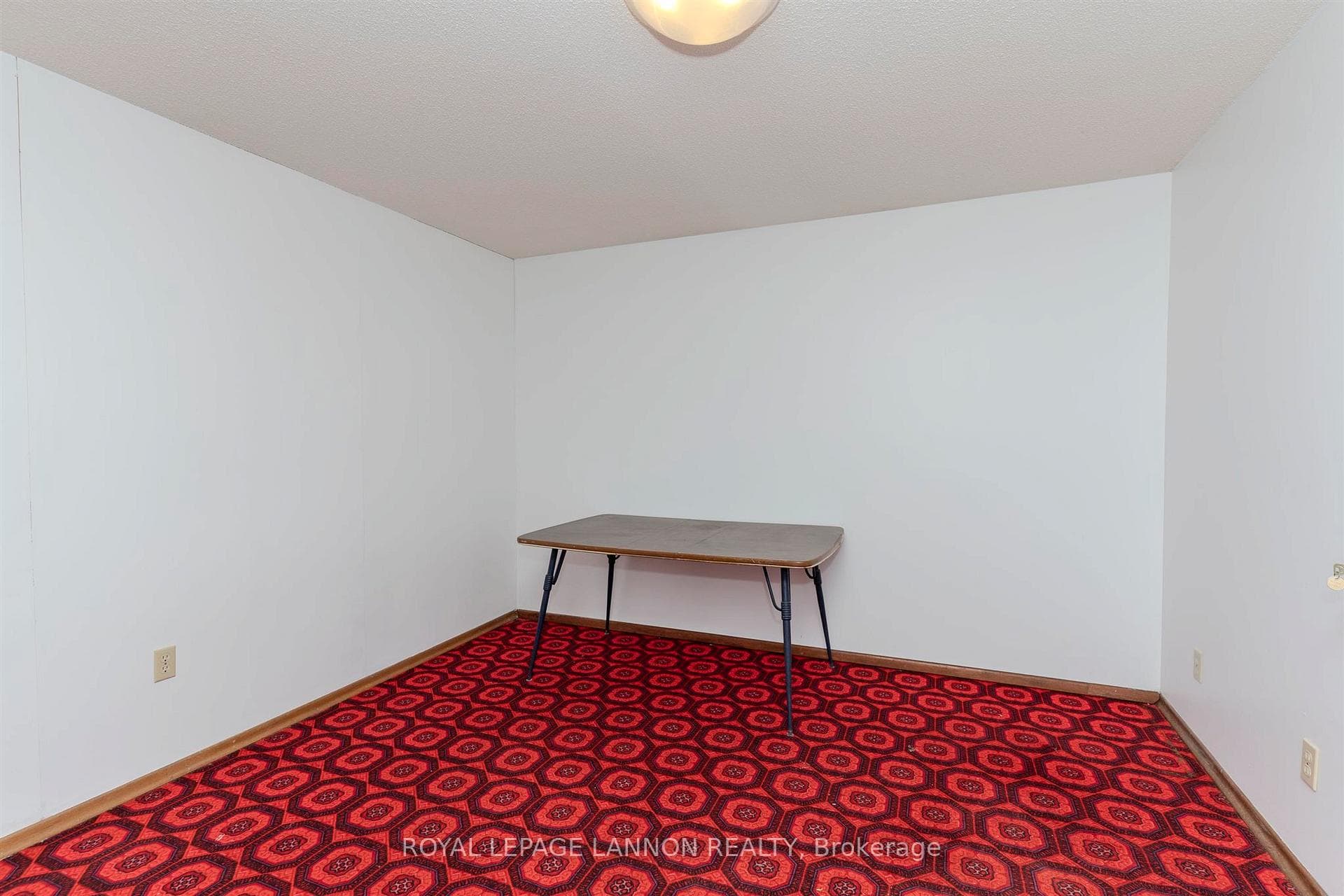 224 Anten Street photo 28