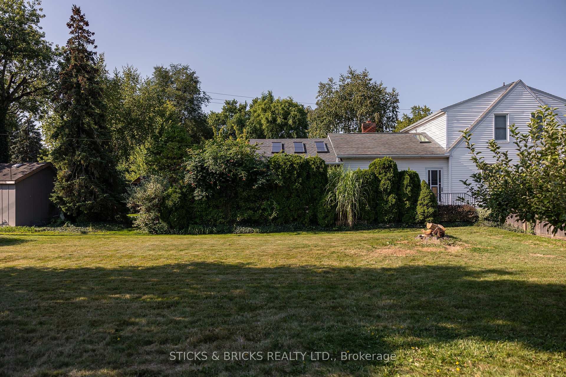7967 Sarah Street photo 20