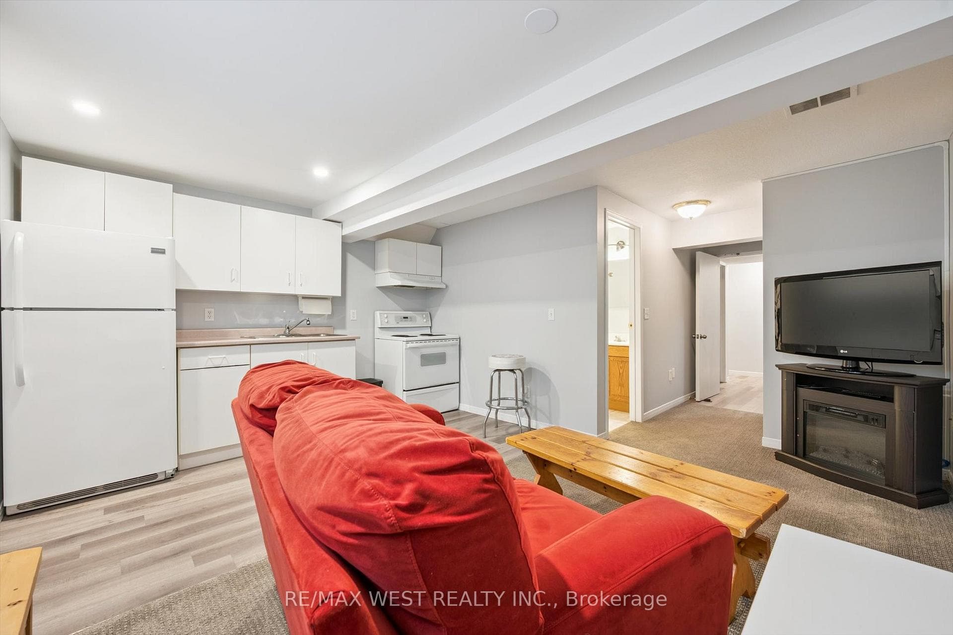 420 Starwood Drive photo 34